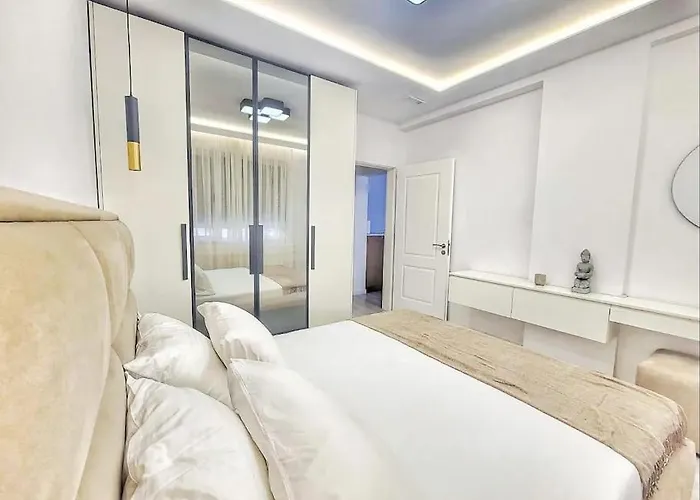 Lejlighed 23° Bs Pazari Center Comfort *